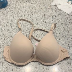 PINK Victoria’s Secret Wear Everywhere push-up bra